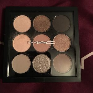 Mac dusty rose times nine palette! Only swatched.
